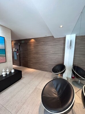 Unclassified image, 4 of 21, button - AP ENCANTADOR 1 QUARTO PX. DO CAU HANSEN (Joinville)