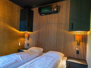 House | 1 bedroom, individually furnished - Romantic Getaway at Drenthe Nature Lodge (Dalerveen)