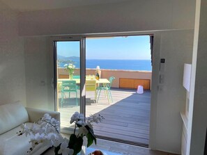 Living area - 🌅 ST CLAIR  LAVANDOU  EXCEPTIONAL PENTHOUSE  TOP FLOOR  180° PANORAMIC SEA VIEW (LE LAVANDOU)