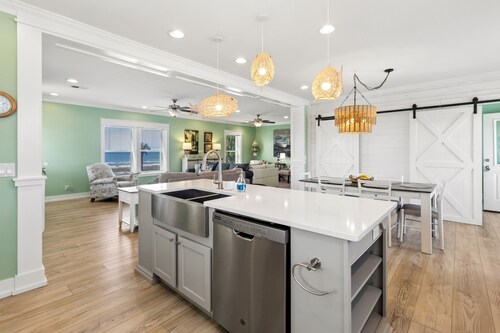 Relax, Refresh, Renew your mind, body and energy where sand meets the Sea.