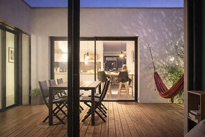 Unclassified image, 3 of 16, button - Au Tempo Beaujolais, an architect-designed house in the heart of a wine-growing region (Cercié)