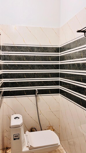 Unclassified image, 3 of 6, button - V4Y Hotel (Rishikesh)