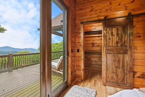 Property grounds - New Cabin with Breathtaking View (Boone)