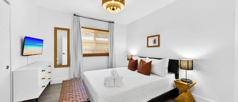 2 bedrooms, desk, iron/ironing board, travel crib