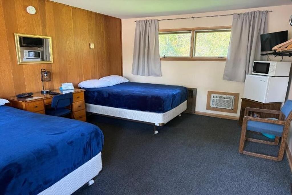 Double Room, Lake View | Blackout curtains, free WiFi