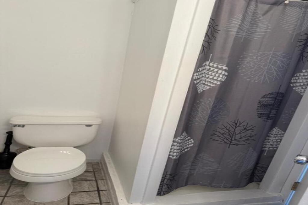 Shower, towels, soap, shampoo