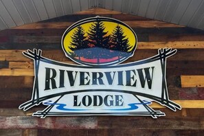 Miscellaneous - Riverview Lodge (Cornell)