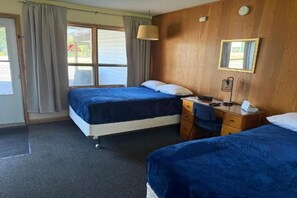 Double Room, Lake View - Riverview Lodge (Cornell)