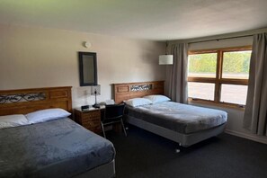 ผ้าม่านกันแสง, Wi-Fi ฟรี