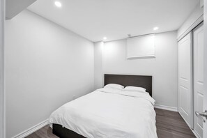 Imagen sin descripción, 5 de 25, botón