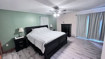 3 quartos, Wi-Fi de cortesia, roupa de cama
