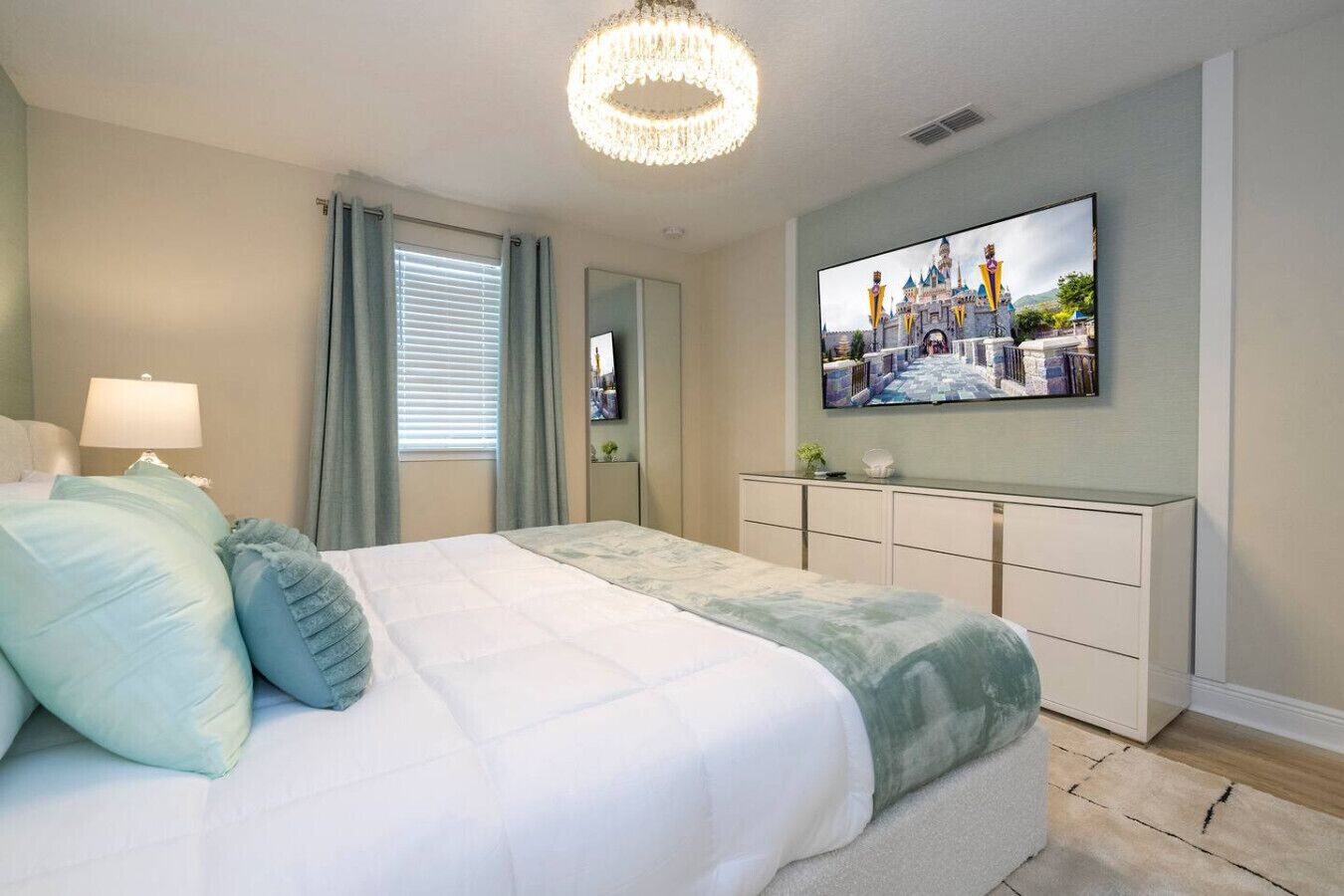 Schreibtisch, Bügeleisen/Bügelbrett, WLAN, Bettwäsche