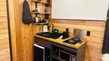 Nhà gỗ, ban công, quang cảnh vườn | Bếp riêng