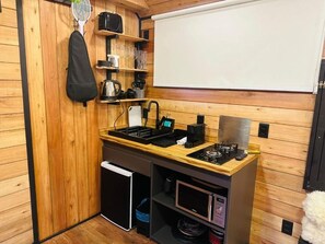 Chalet, balcón, vista al jardín | Cocina privada