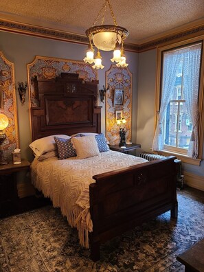 5 bedrooms, iron/ironing board, Internet, bed sheets