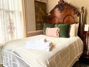 5 chambres, fer et planche à repasser, accès à Internet, literie fournie