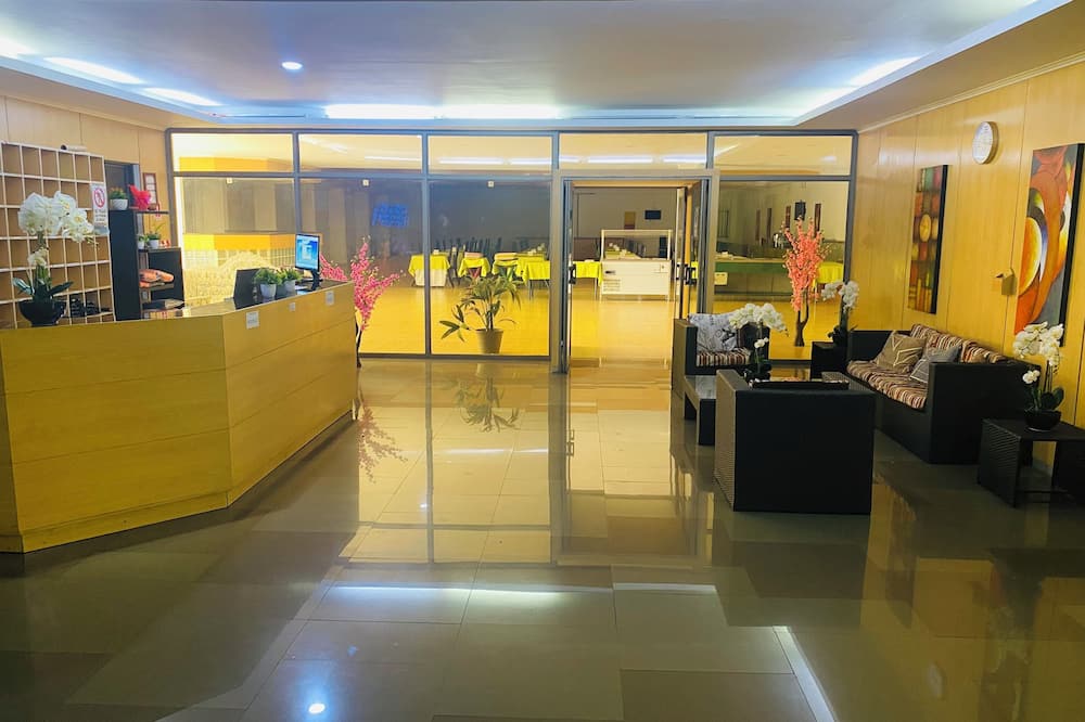 Hotel Astore Suites