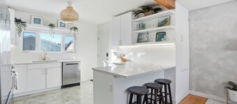 Bright & Fully Renovated Retreat