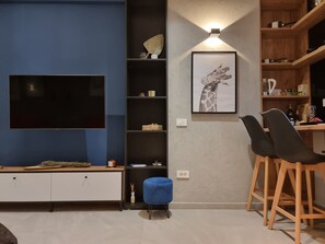 Interior - City Center Studio - Romanian Athenaeum & Royal Palace (Bucharest)