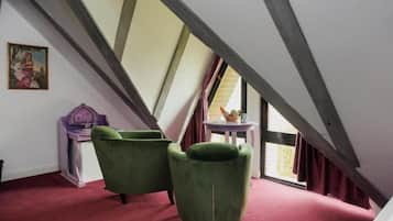 Standard Double Room, 1 Queen Bed | In-room safe, desk, iron/ironing board, free WiFi