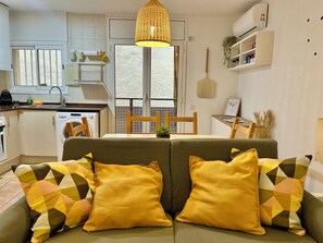 Uklassifisert bilde, 4 av 30, knapp