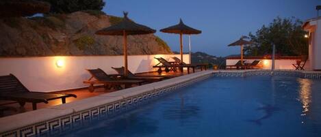 Seasonal outdoor pool