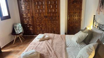 Comfort Double Room, Private Bathroom, Courtyard View | Free WiFi