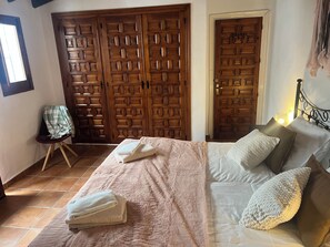 Comfort Double Room, Private Bathroom, Courtyard View | Free WiFi