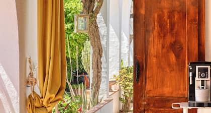 Casa Azafranes Boutique B&B