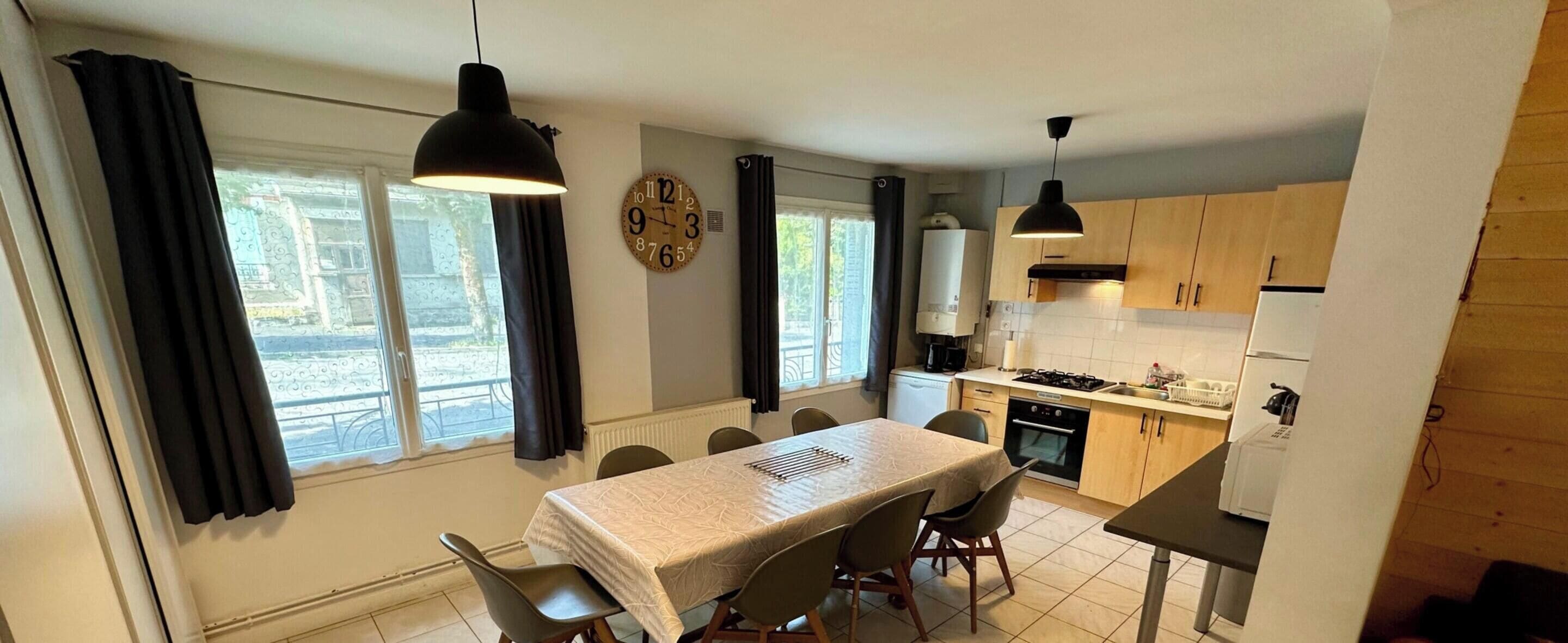Apartment | Dining