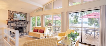 Enjoy a fantastic family getaway with two side-by-side 3-bedroom homes, water toys