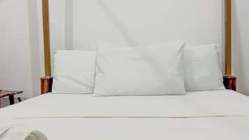 3 slaapkamers, een strijkplank/strijkijzer, wifi, beddengoed