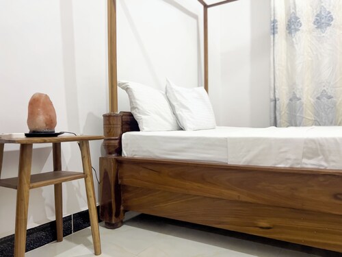 Forget your worries in this spacious and serene space.