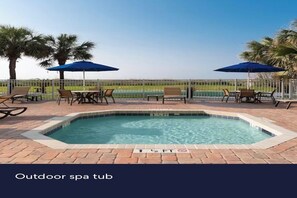 Uklassifisert bilde, 3 av 8, knapp