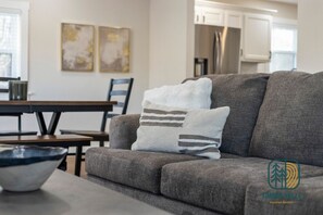 Living area - 5BR Lakefront Home w/ Private Dock & Hot Tub (Sunrise Beach)