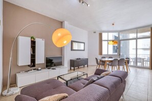 TV - Bisazza Street 3 Bedroom Apartment (Sliema)