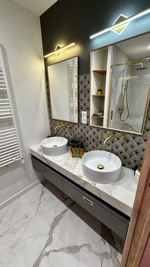 Căn hộ | Phòng tắm | Máy sấy tóc 