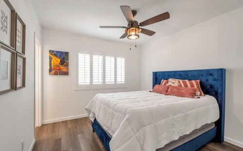 Midtown 2 bedroom Condo