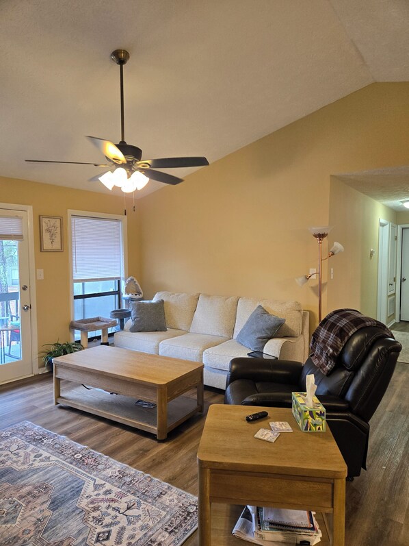 Unclassified image, 1 of 34, button