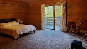Iron/ironing board, Internet, bed sheets - Scenic Mountain Vacation Family Home near Blackhawk, Golden, Denver (Black Hawk)