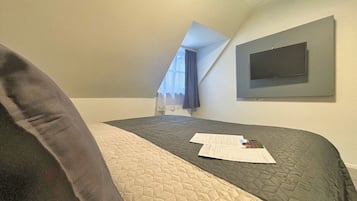 1 Schlafzimmer, Schreibtisch, WLAN, Bettwäsche