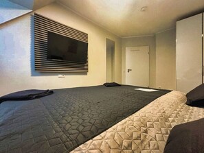 2 slaapkamers, een bureau, wifi, beddengoed