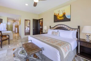 2 bedrooms, iron/ironing board, Internet, bed sheets - Luxury two-bed, three-bath at Villa Del Arco Resort, sleeps 6, walk to Marina (Cabo San Lucas)