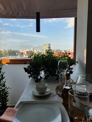 Imagen sin descripción, 2 de 52, botón