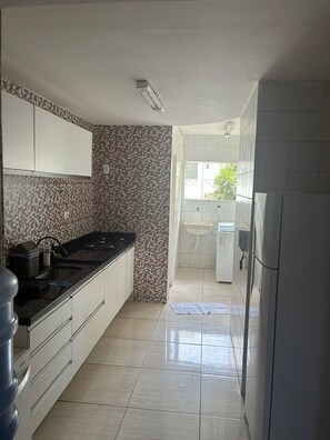 Private kitchen - Entire 3-bedroom apartment in Olinda - PE (Olinda)