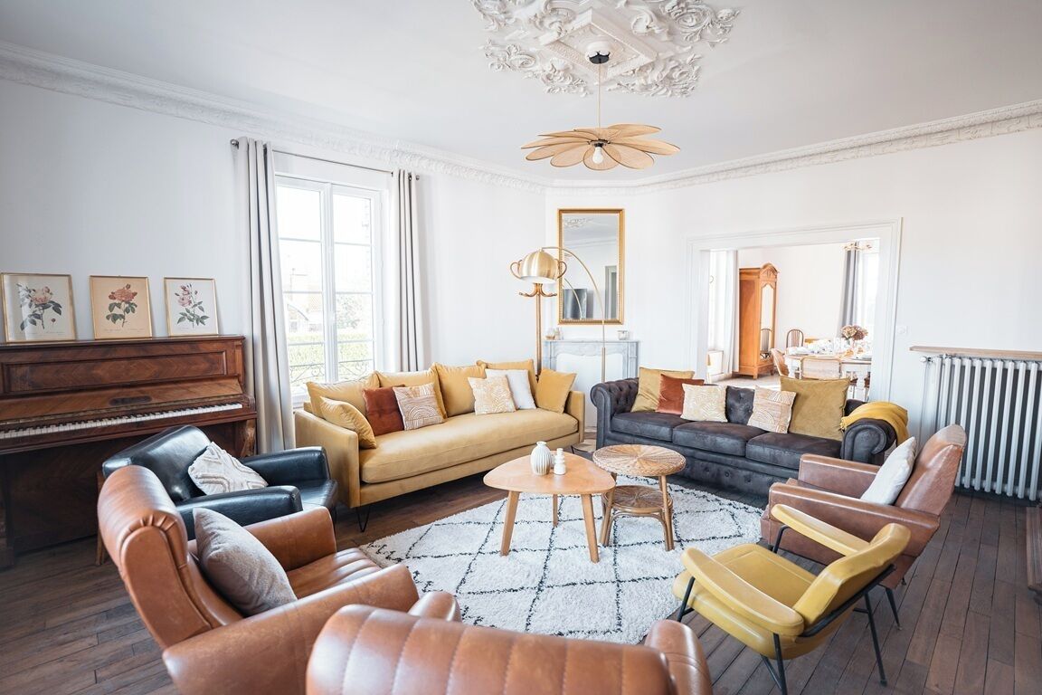 Smart TV, futbolito y libros 