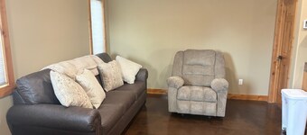 Hungry Mosquito lodge offers cozy cabin living for the whole family