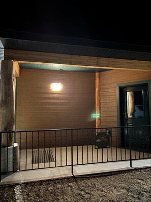 Terrace/patio - Hungry Mosquito lodge offers cozy cabin living for the whole family (Saco)