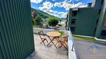 Apartamento | Opções para refeição ao ar livre