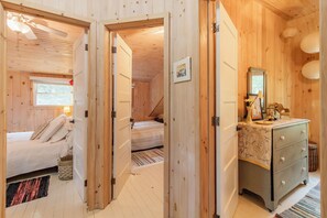 4 Schlafzimmer, Bügeleisen/Bügelbrett, WLAN, Bettwäsche